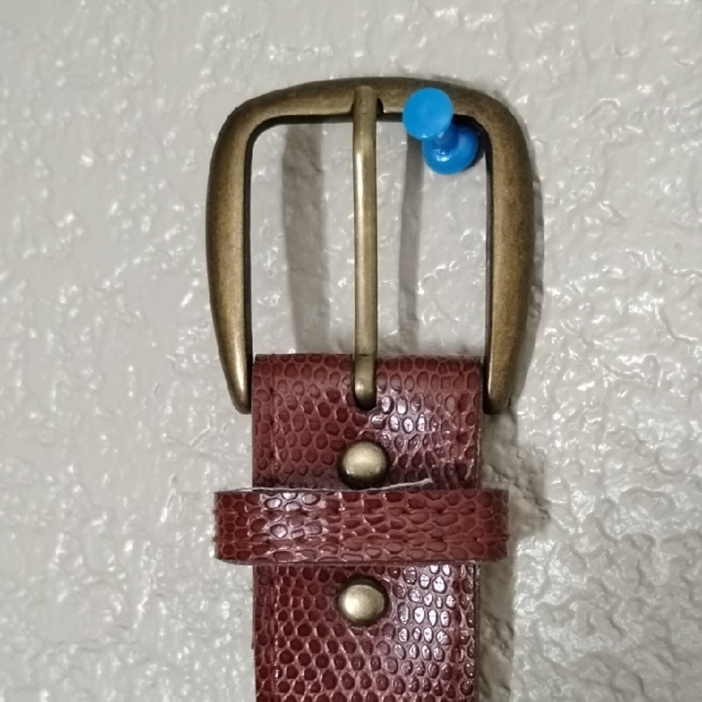 Brown Textured Leather Belt with Crocodile Pattern